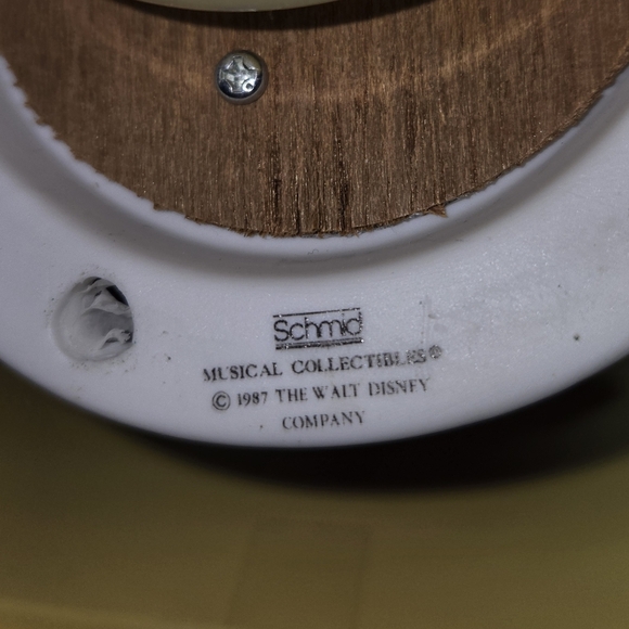 1987 Mickey And Minnie Merry Christmas Music Box By Disney And Schmid - Picture 5 of 6